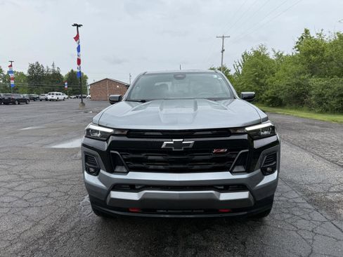 Used 2023 Chevrolet Colorado Z71 w/ Z71 Convenience Package 2 AWD/4WD image 8