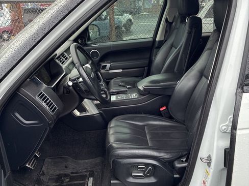 Used 2015 Land Rover Range Rover Supercharged image 5