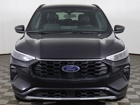 Used 2023 Ford Escape ST-Line w/ Tech Pack #1 AWD/4WD image 11