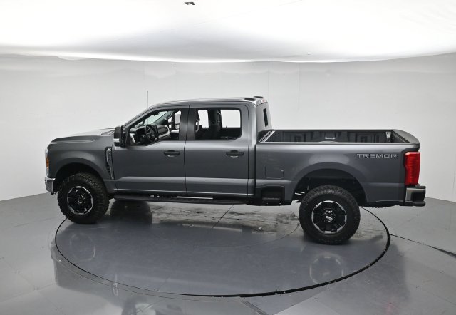 Used 2025 Ford F350 XLT w/ Tremor Off-Road Package AWD/4WD image 45