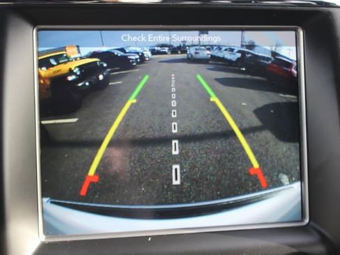 Used 2018 Jeep Grand Cherokee Limited image 8