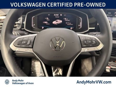 Used 2025 Volkswagen Jetta SEL FWD image 22