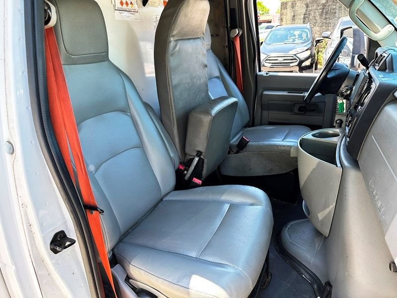 Used 2016 Ford E-350 and Econoline 350 Super Duty RWD image 14