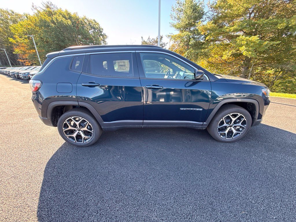 New 2026 Jeep Compass Limited AWD/4WD image 6