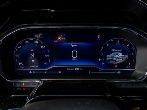 Used 2024 Chevrolet Silverado 1500 RST w/ Convenience Package II image 19