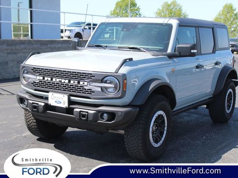 Used 2023 Ford Bronco Badlands w/ Sasquatch Package AWD/4WD image 1