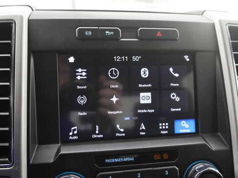 Used 2019 Ford F350 Lariat w/ Chrome Package image 49