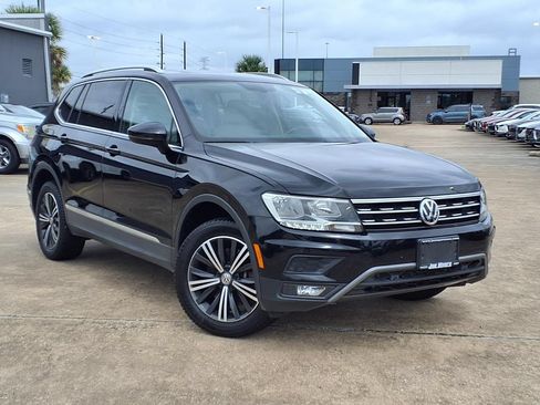 Used 2019 Volkswagen Tiguan SEL AWD/4WD image 1