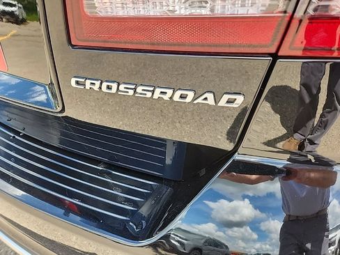 Used 2018 Dodge Journey Crossroad AWD/4WD image 40