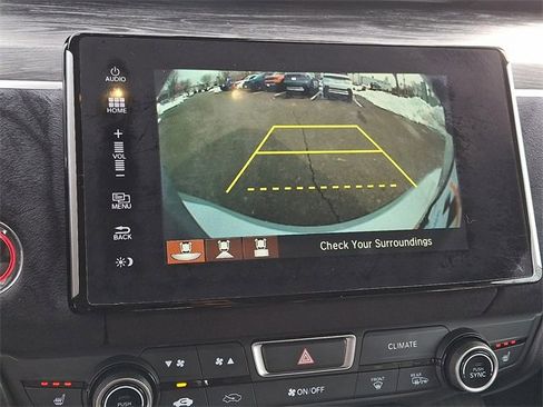 Certified 2018 Honda Clarity Touring image 16