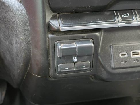 Used 2021 Chevrolet Silverado 2500 W/T w/ WT Convenience Package image 23