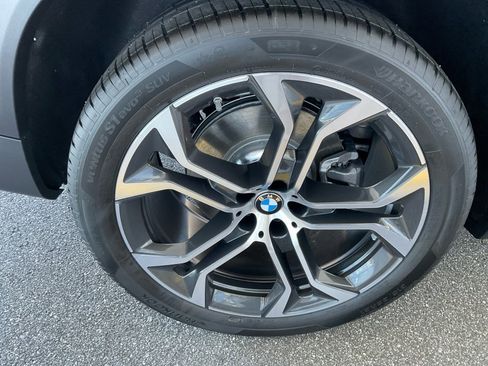 Certified 2025 BMW X5 xDrive40i w/ Premium Package image 23