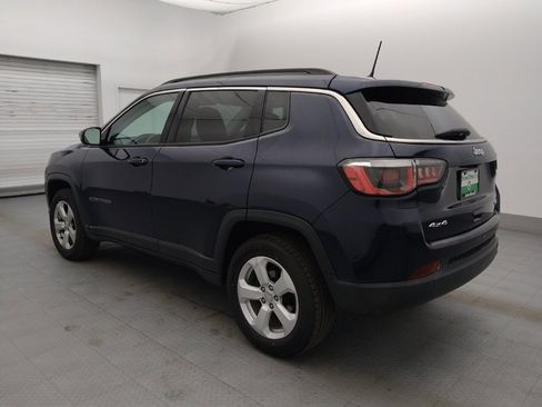 Used 2018 Jeep Compass Latitude w/ Cold Weather Group AWD/4WD image 3