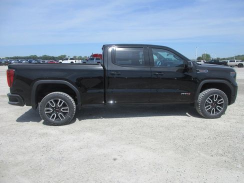 New 2026 GMC Sierra 1500 AT4 image 3
