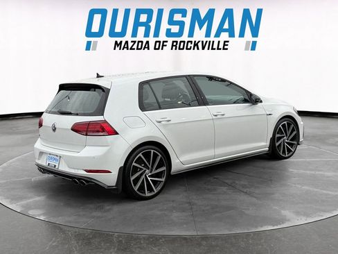 Used 2019 Volkswagen Golf R 4-Door image 6