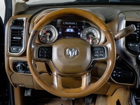 Used 2020 RAM 2500 Limited image 17