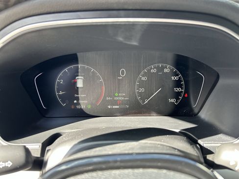 Certified 2025 Honda Pilot Touring image 12