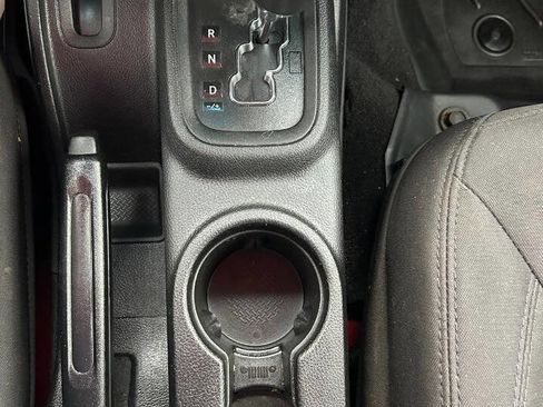 Used 2014 Jeep Wrangler Unlimited Sport w/ Connectivity Group image 77