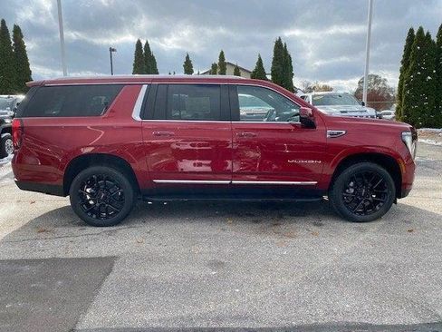 New 2026 GMC Yukon XL Elevation image 8