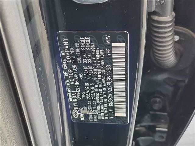 Used 2023 Hyundai Kona Limited AWD/4WD image 25