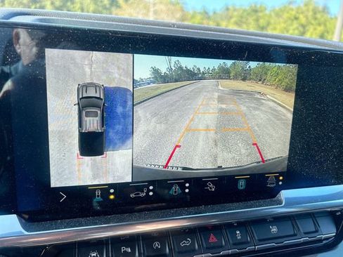 Used 2022 Chevrolet Silverado 1500 High Country w/ High Country Premium Package image 21