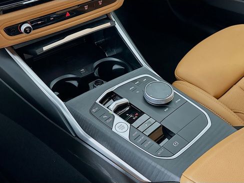 New 2026 BMW 330i Sedan w/ Convenience Package image 15