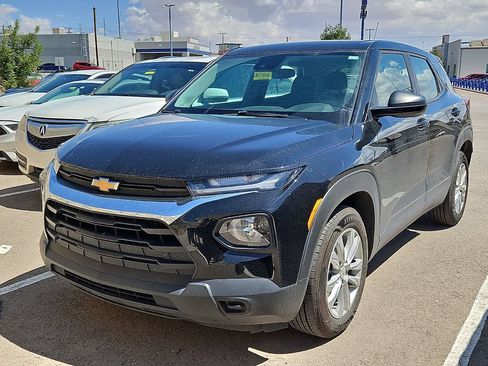 Used 2023 Chevrolet TrailBlazer LS FWD image 1