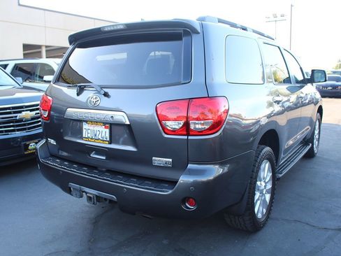 Used 2014 Toyota Sequoia Platinum AWD/4WD image 7
