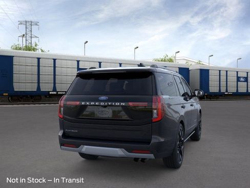 New 2026 Ford Expedition Platinum AWD/4WD image 8