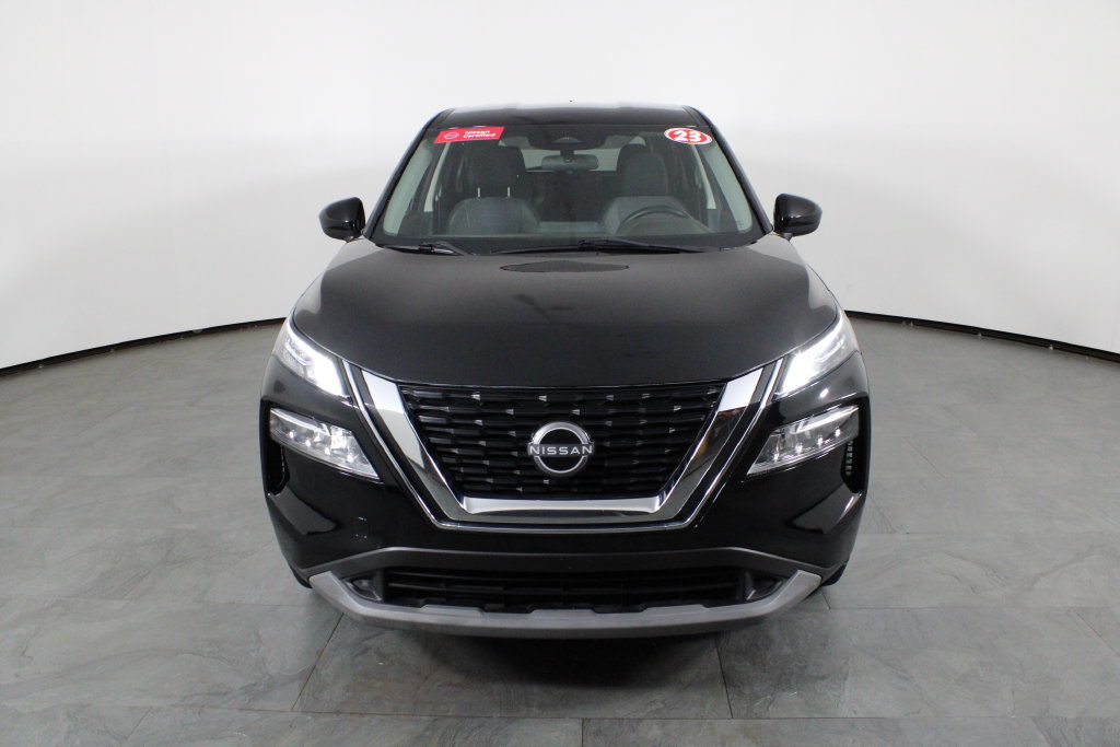 Certified 2023 Nissan Rogue SV FWD image 13