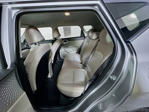 Used 2025 Kia Soul LX w/ LX Technology Package image 25