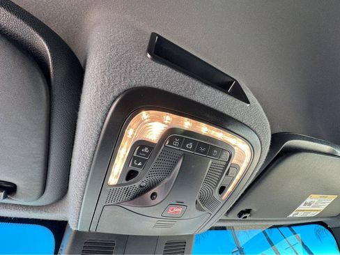 Used 2023 Mercedes-Benz Sprinter 2500 image 24