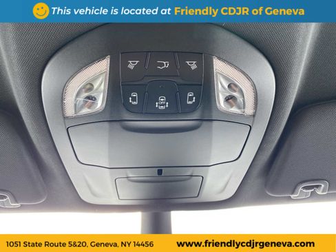 New 2026 Chrysler Pacifica Select image 19