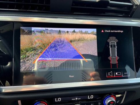 Certified 2021 Audi Q3 2.0T Premium Plus w/ Premium Plus Package image 24