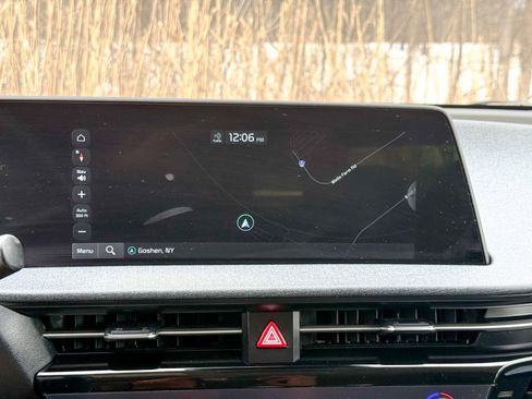 Used 2022 Kia EV6 Wind image 23