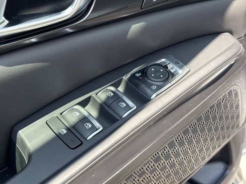 New 2026 Kia Carnival SX w/ SX Dark Edition Package FWD image 19