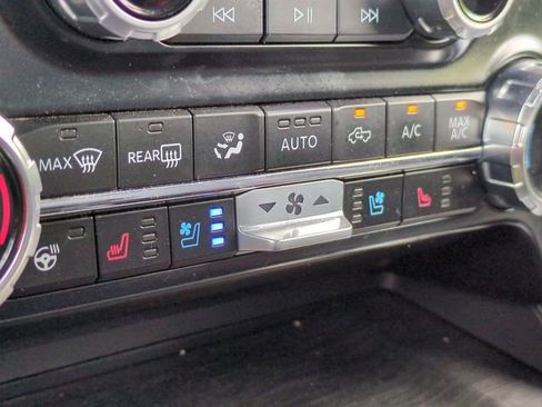 Used 2024 Ford F150 Lariat w/ Equipment Group 502A High image 23