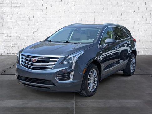 Used 2019 Cadillac XT5 Luxury w/ Advanced Security Package FWD image 4