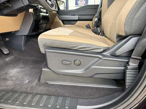 Used 2023 Ford F150 XLT RWD image 18
