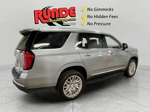 Used 2024 GMC Yukon Denali w/ Advanced Technology Package AWD/4WD image 5