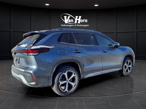 New 2026 Volkswagen Tiguan SE AWD/4WD image 3
