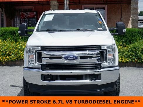 Used 2017 Ford F250 XLT AWD/4WD image 3