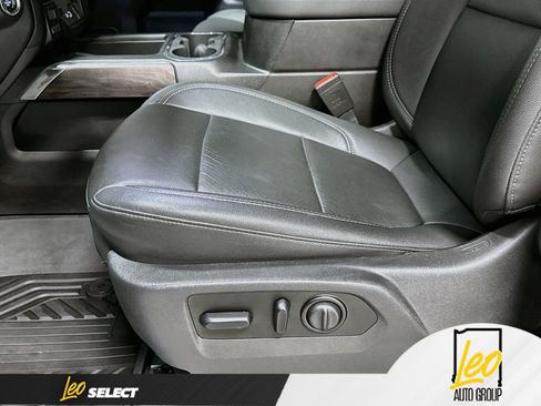 Used 2021 Chevrolet Silverado 2500 LTZ w/ LTZ Plus Package AWD/4WD image 22