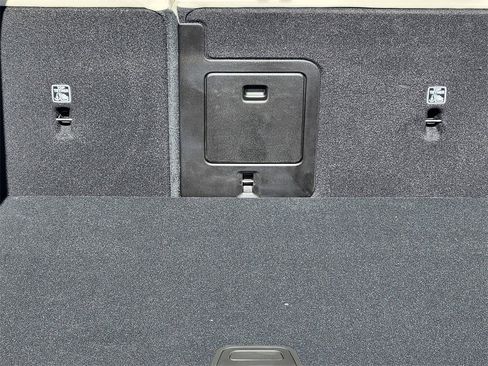 New 2026 Volvo XC60 B5 Ultra w/ Climate Package image 22