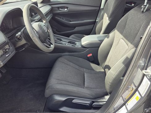 Used 2023 Honda Accord LX image 4