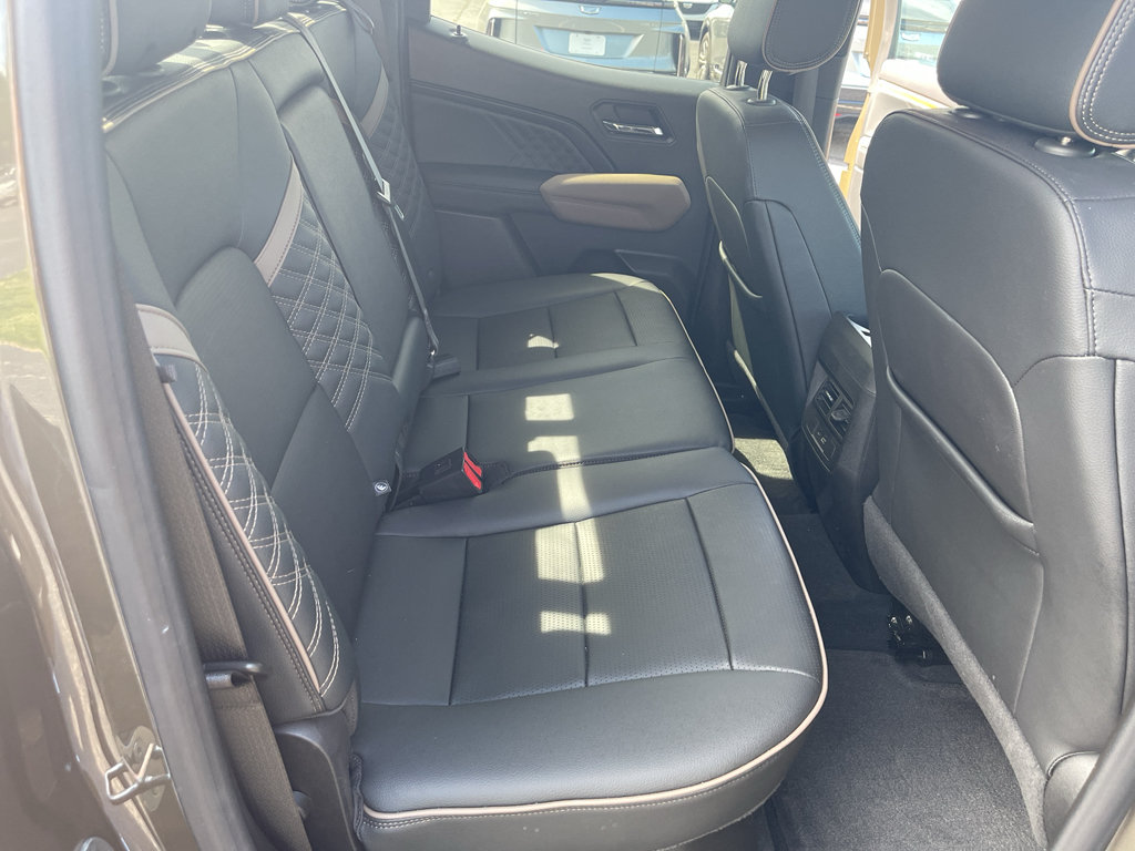 Used 2023 GMC Canyon Denali AWD/4WD image 29