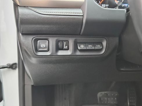 Used 2021 GMC Acadia Denali image 19