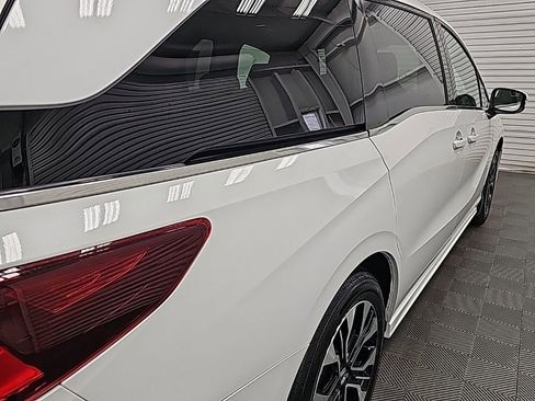 New 2026 Honda Odyssey Elite image 9