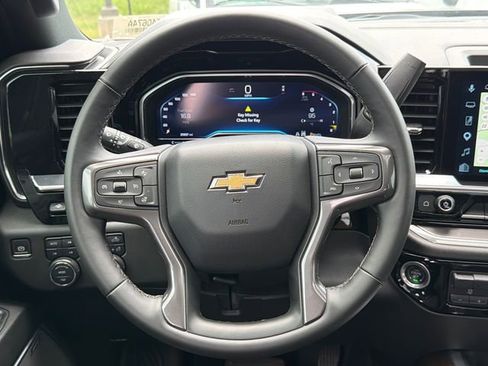 Used 2024 Chevrolet Silverado 2500 High Country w/ High Country Premium Package AWD/4WD image 23