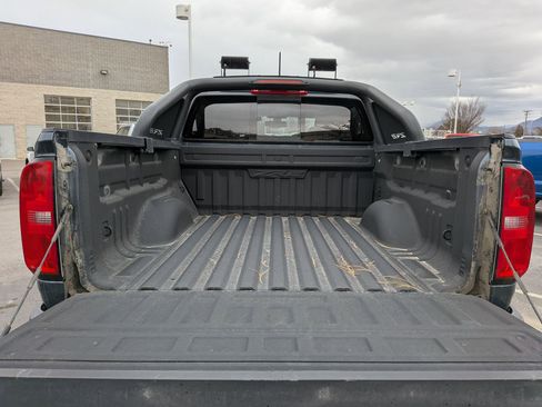 Used 2019 Chevrolet Colorado ZR2 image 29